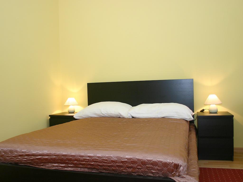 Arriva Balcony Studio Budapeste Quarto foto
